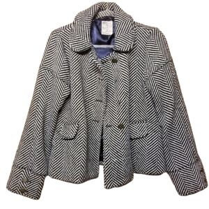 Tulle | Women's Black and Off White Chevron Print Pea Coat (Size Medium)